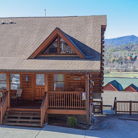 Вілла Bear Claw - Bear Claw Retreat In Pigeon Forge! Екстер'єр фото