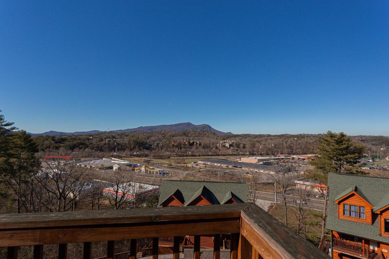 Вілла Bear Claw - Bear Claw Retreat In Pigeon Forge! Екстер'єр фото