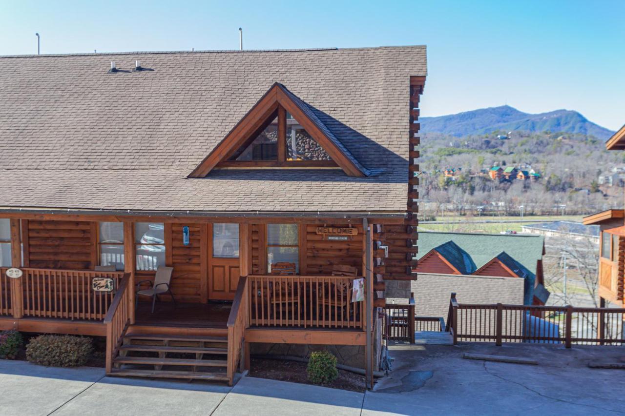 Вілла Bear Claw - Bear Claw Retreat In Pigeon Forge! Екстер'єр фото